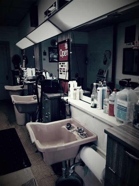 cut n up barbershop reviews